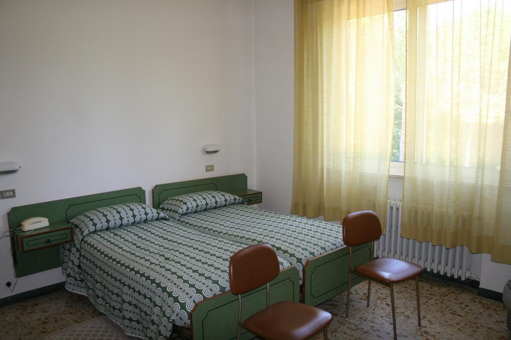 Albergo Da Siro Misano Adriatico Rom bilde